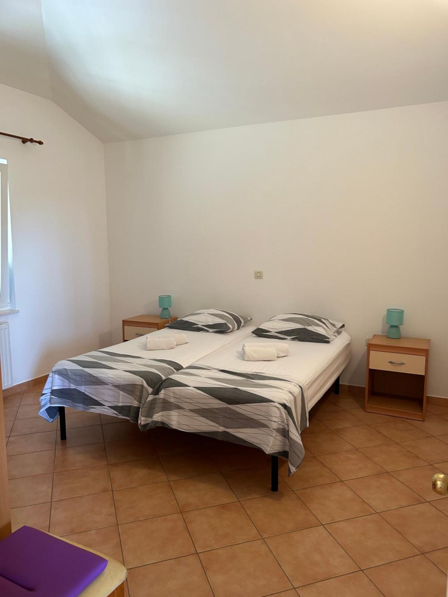 Apartment Mileta Макарска Екстериор снимка