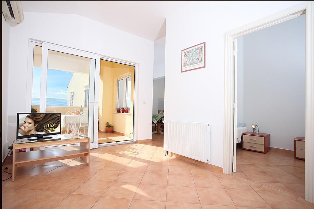 Apartment Mileta Макарска Екстериор снимка